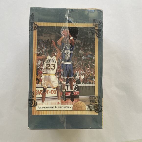 Classic Games Trading Cards RARE Factory Sealed Double Box Set Basketball/hockey - Picture 6 of 6